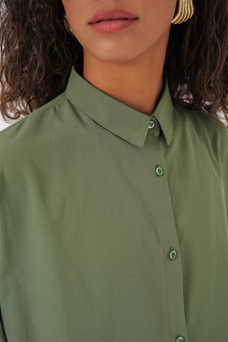 Kadın Oversize Kesim Basic Pamuklu Açık Haki Gömlek