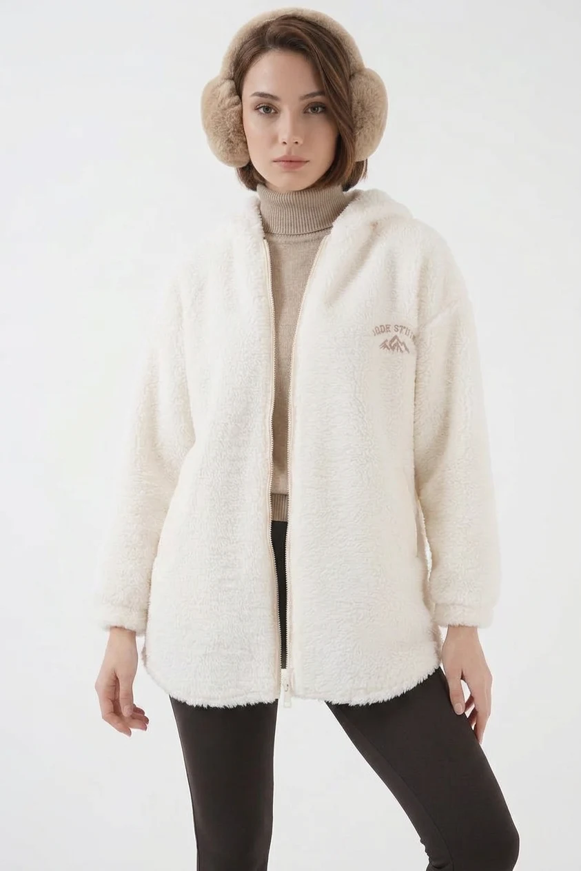 Kadın Kapüşonlu Peluş Oversize Beyaz Kaban