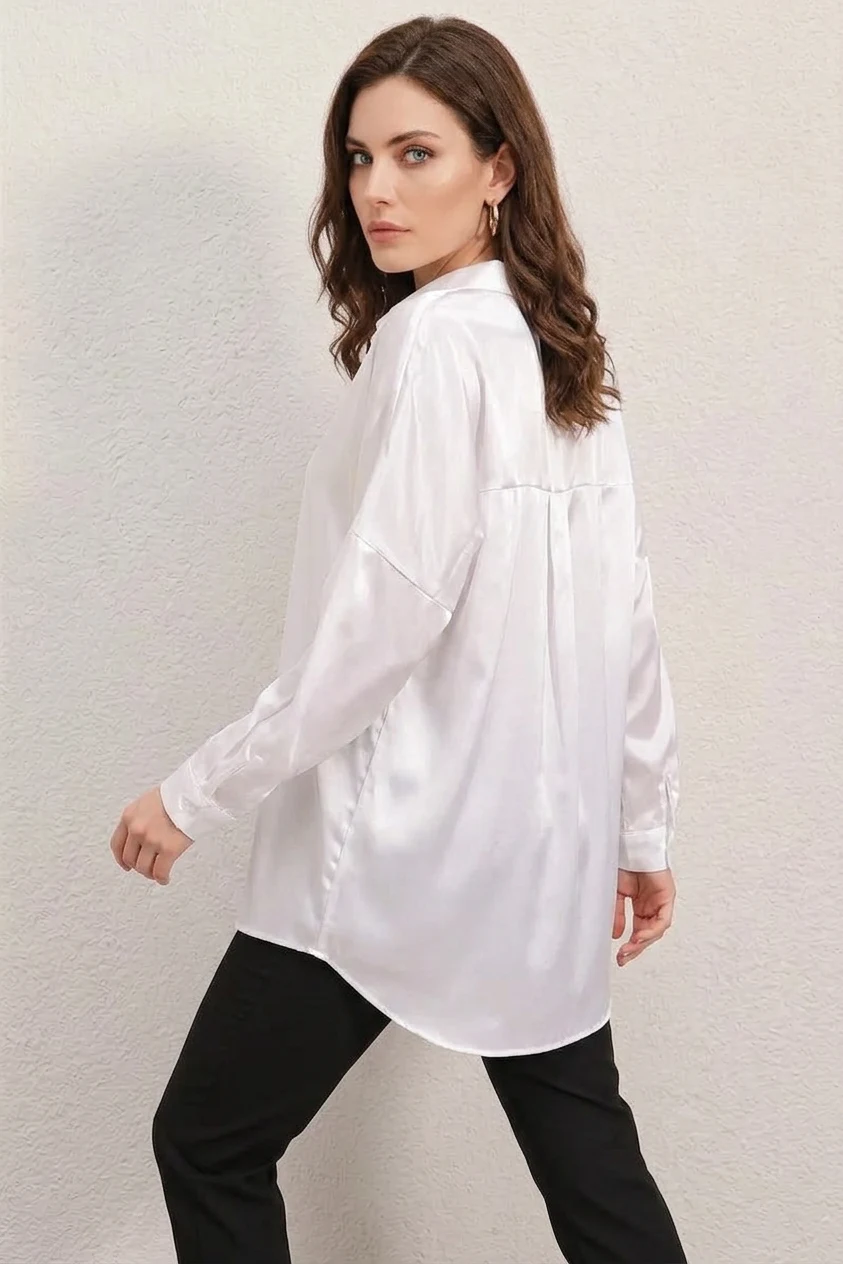Kadın Oversize Saten Beyaz Gömlek