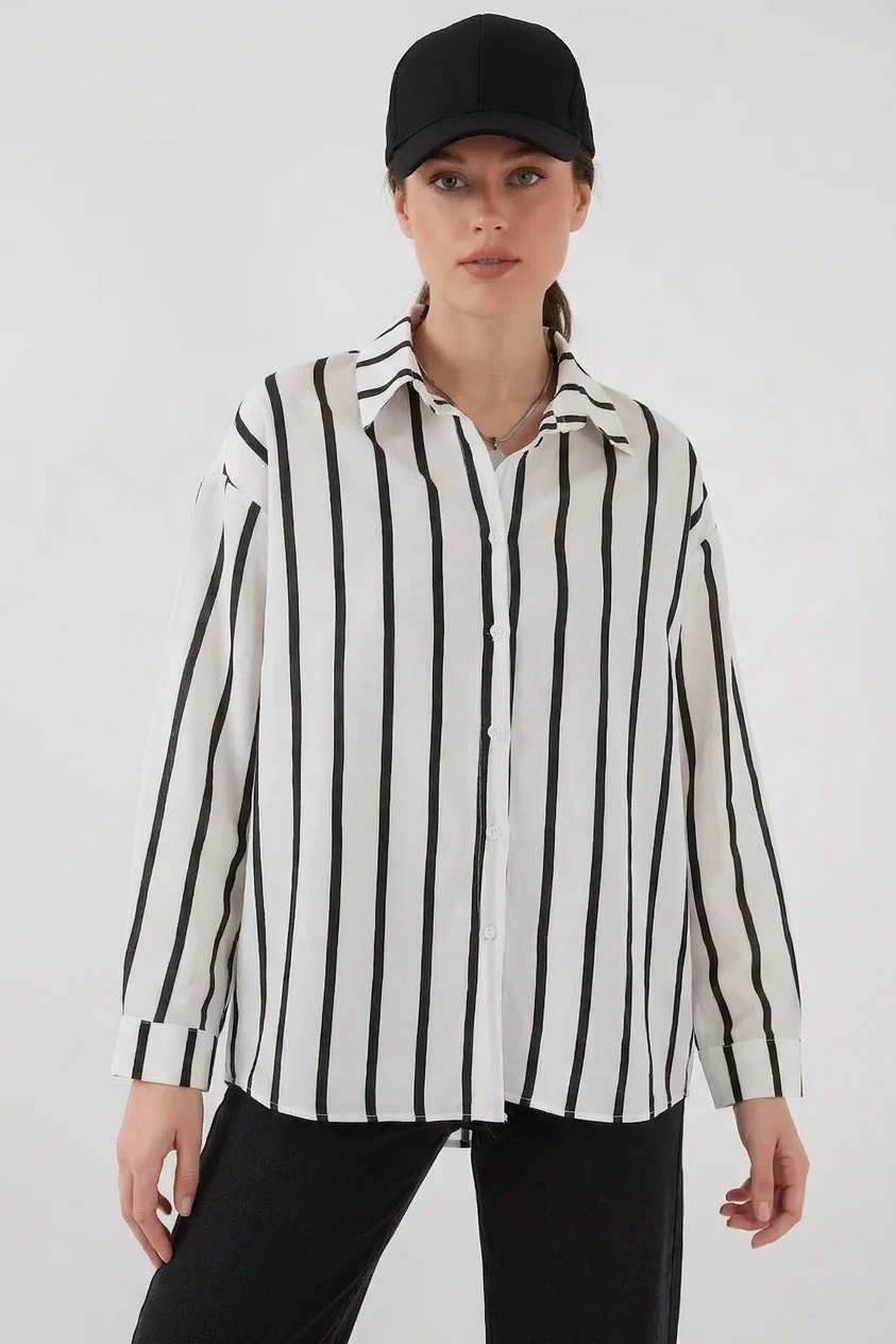 Kadın Basic Oversize Çizgili Siyah Beyaz Gömlek
