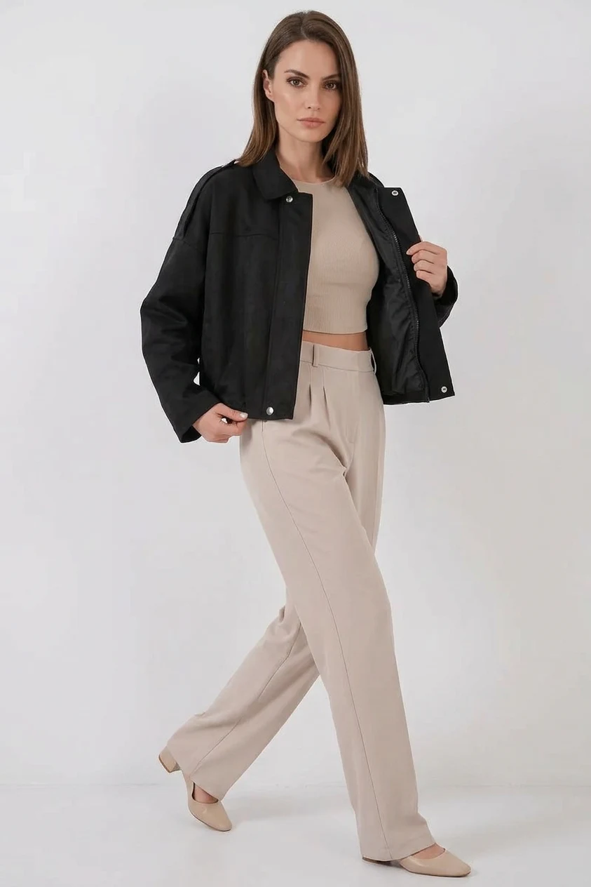 Kadın Klasik Yaka Oversize Omuz Detaylı Siyah Ceket