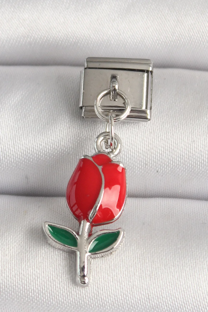 316L Çelik Gümüş Renk Kırmızı Gül Model Charm