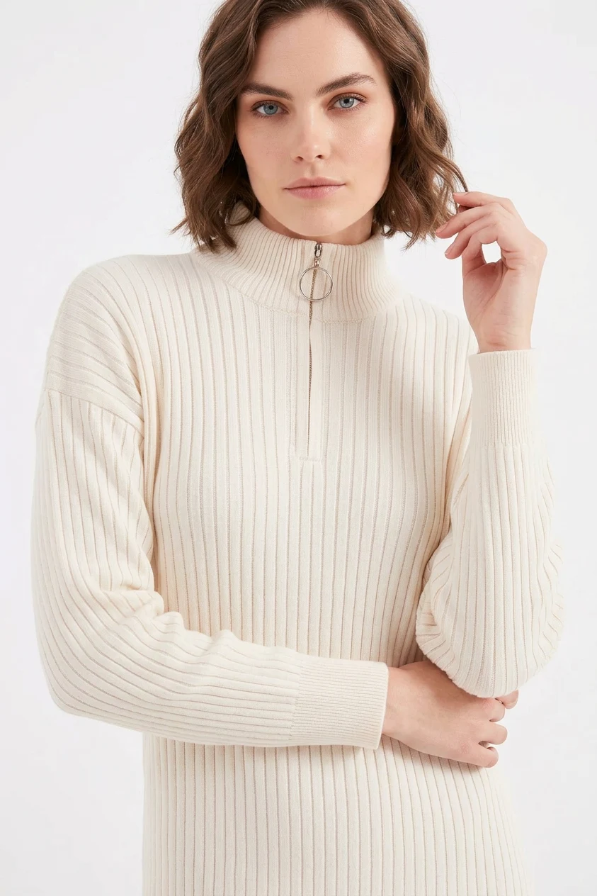 Kadın Fermuarlı Yaka Dikey Fitilli Triko Krem Elbise