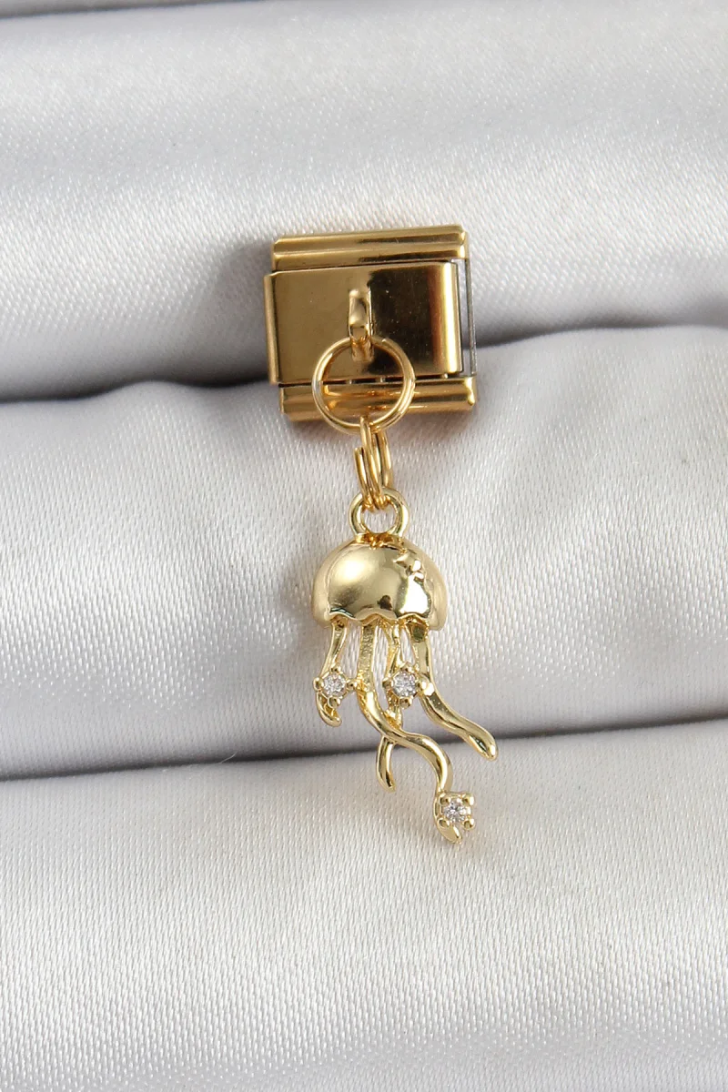 316L Çelik Sallantılı Zirkon Taşlı Deniz Anası Model Gold Renk Charm