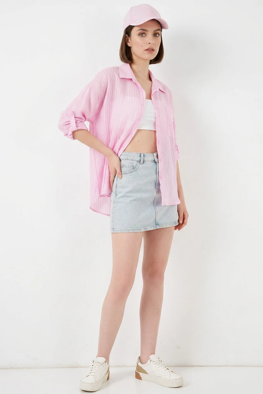 Kadın Oversize Tek Cepli Çizgili Viskon Pembe Gömlek