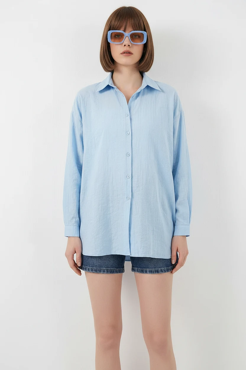 Kadın Oversize Kesim Pamuklu Mavi Gömlek