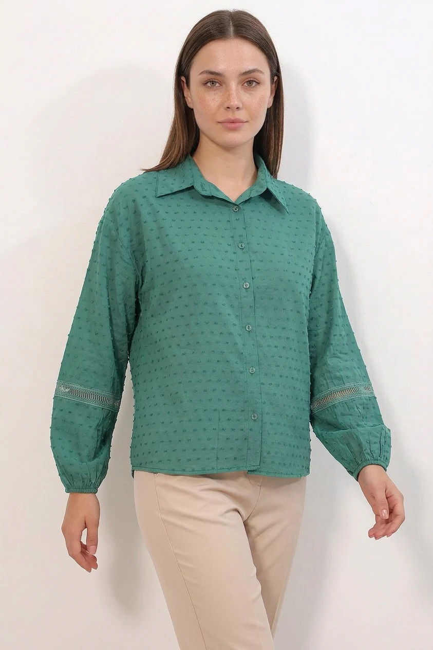 Kadın Dantel Detaylı Kol Oversize Zümrüt Yeşili Gömlek