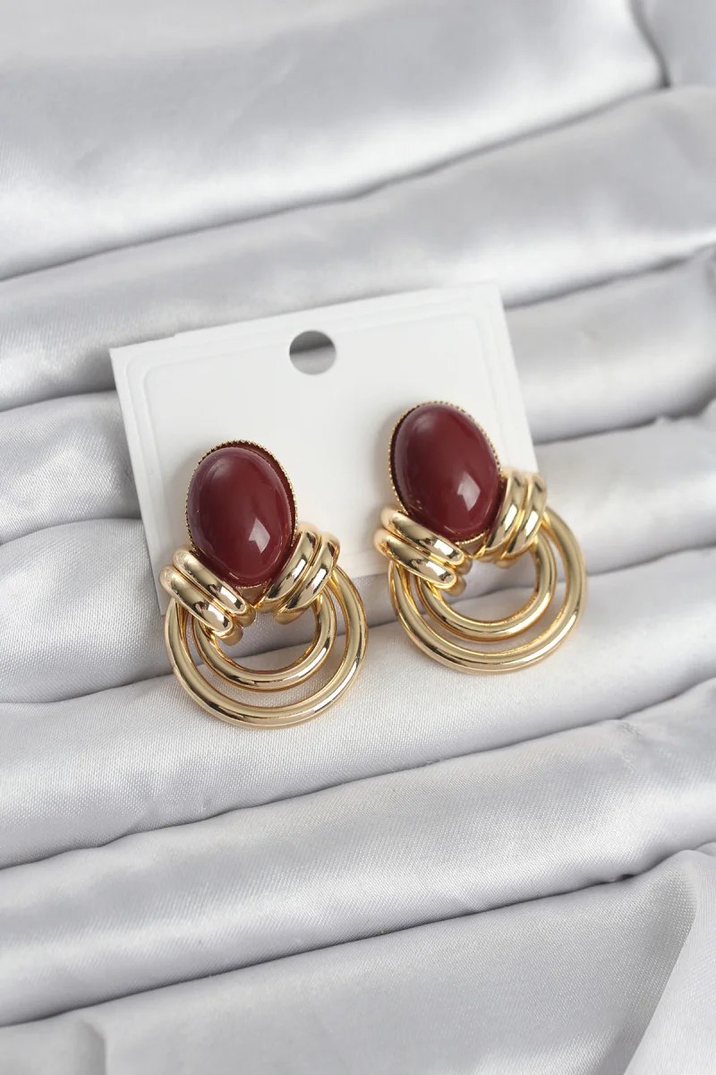 Pirinç Gold Renk Bordo Taşlı Vintage Kadın Küpe