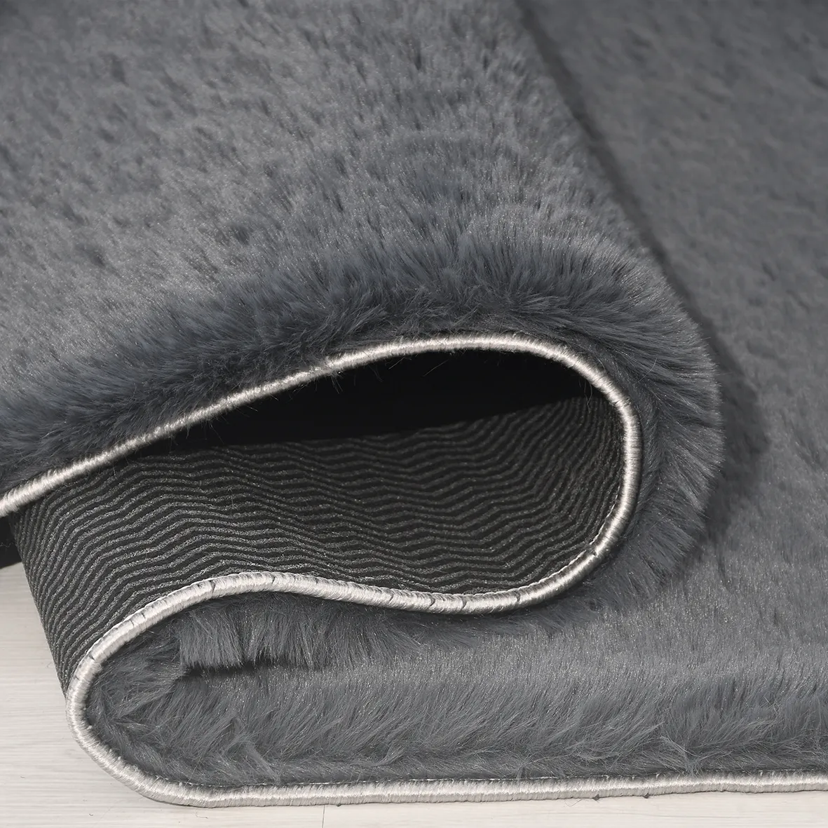 YoudayHomeCollection Tavşan Poly Peluş Model Halı 100X350
