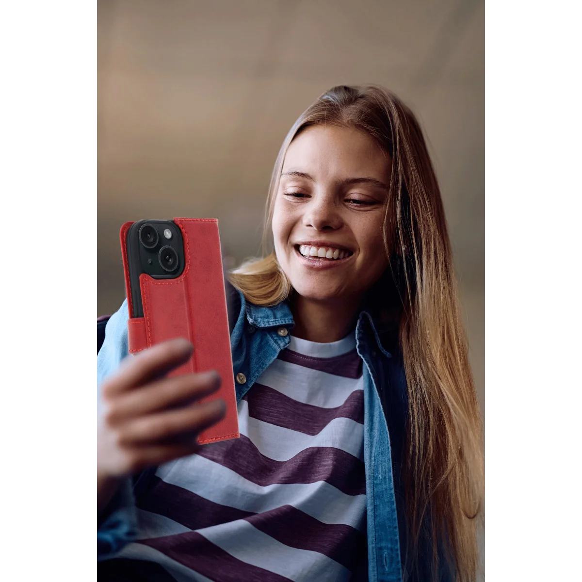 iPhone 15 Trend S Plus Kapaklı Kılıf - Siyah