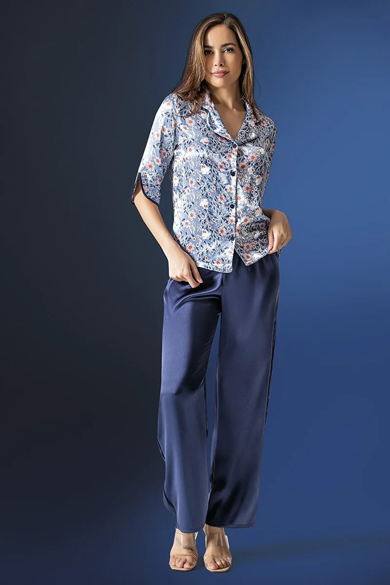 Çiçek Desenli Saten Mavi Pijama Takım