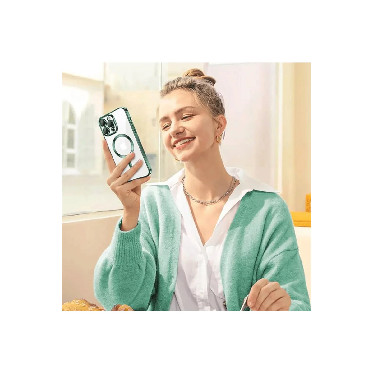 iPhone 16 Pro Max Kılıf Kross Magneticsafe Kapak - Titan Gri
