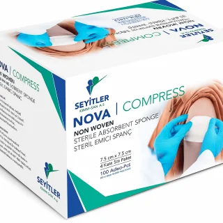 COMPRESS - 7,5cmX 7,5cm 4 Katlı Steril Emici Spanç - 100'LÜ KUTU