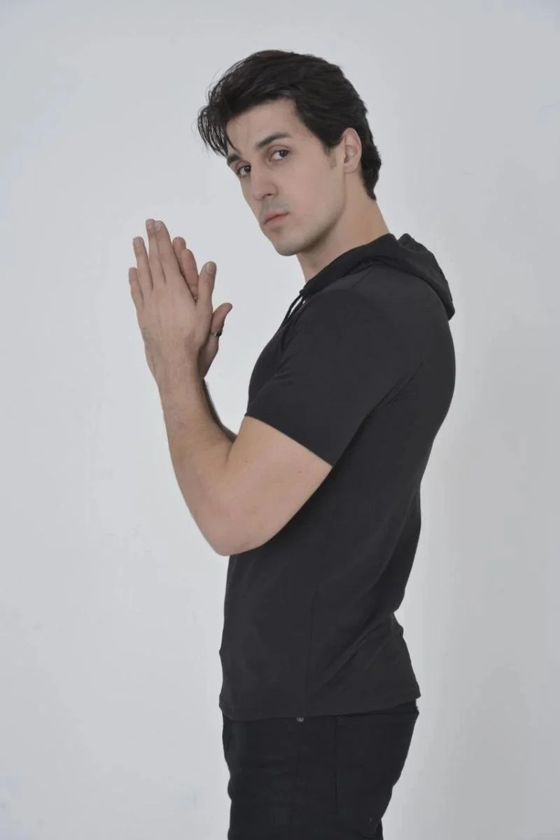 Kadın Kapüşonlu T-Shirt Kısa Kol Bisiklet Yaka Slimfit Tişört    - Siyah