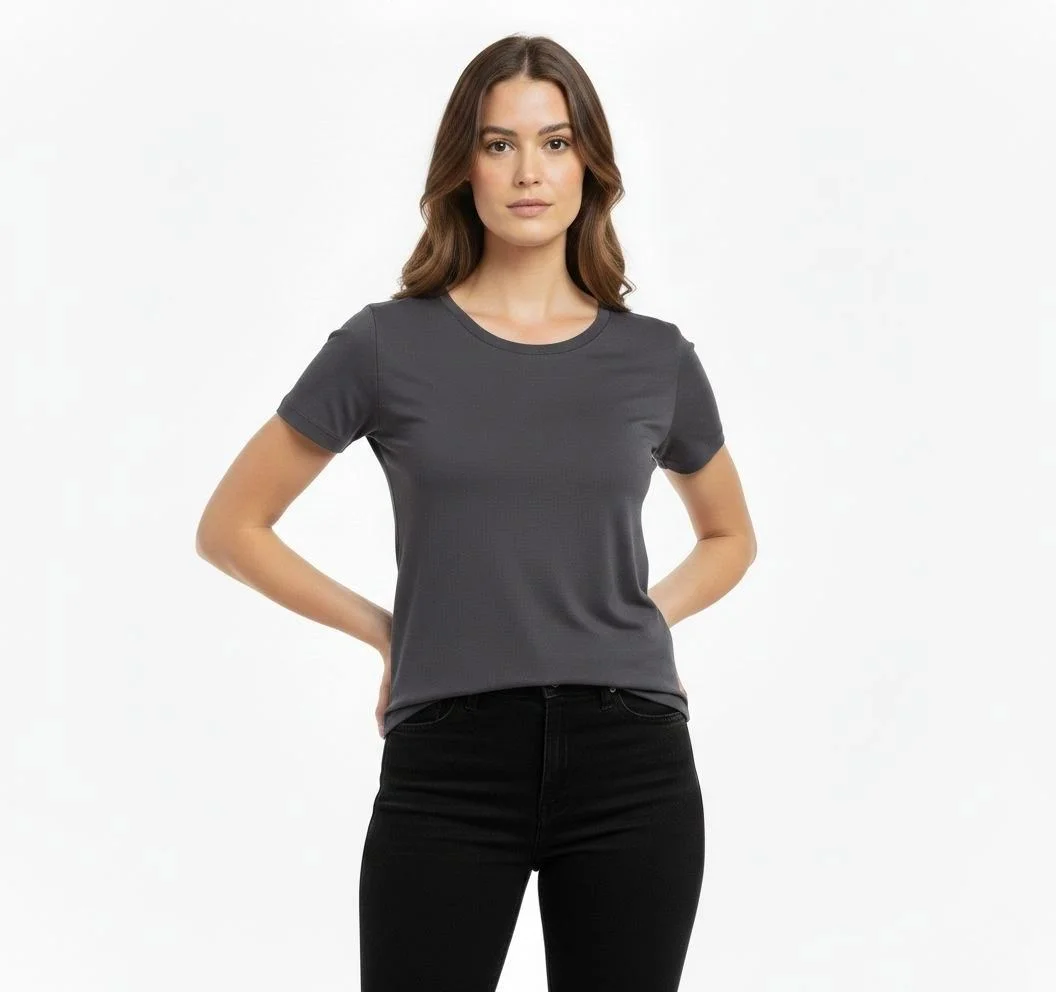 Kadın T-Shirt Bisiklet Yaka Slim Fit Likralı Tişört Yazlık Basic Body - Füme