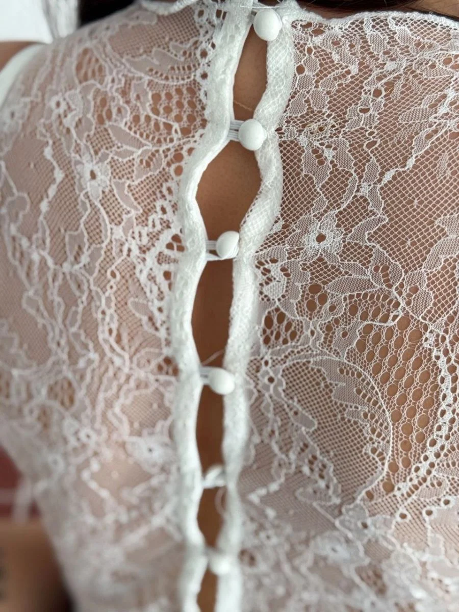 Kadın Dantel Detaylı Derin Dekolte Body Şık Kolsuz Yazlık Bodysuit - Beyaz