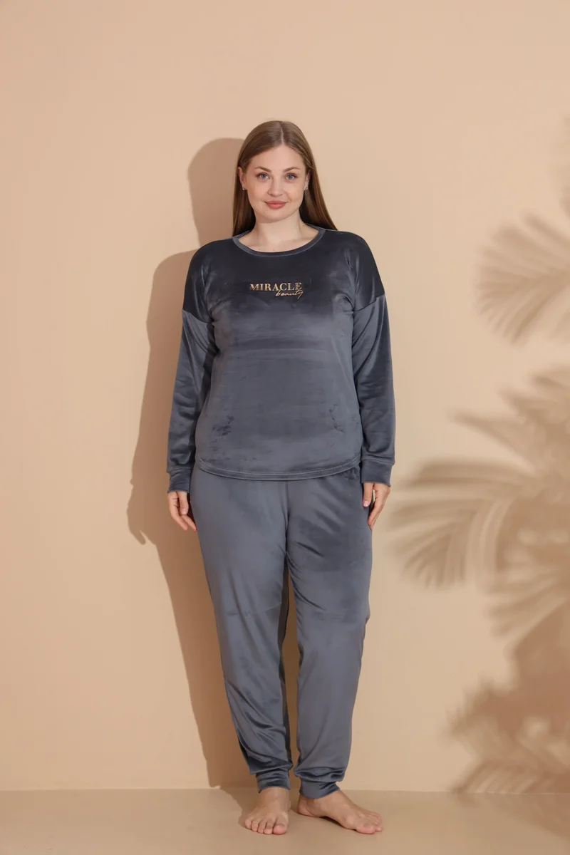 Estiva 25393 Uzun Kol Battal Kadife Pijama Takımı