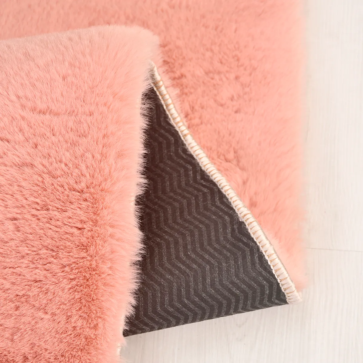 YoudayHomeCollection Tavşan Poly Peluş Model Halı 80X300