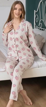 Freshness 208 Çilek Desenli Patlı Uzun Kol Pijama Takımı
