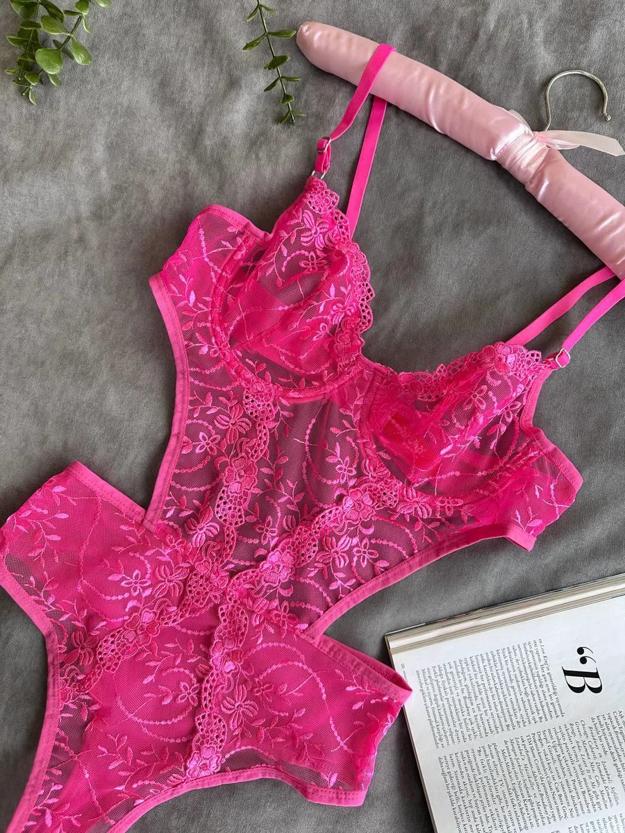 Çiçek Desenli Pembe Bodysuit