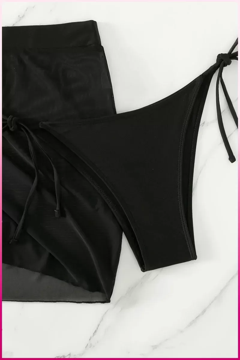 Siyah Askılı Bikini Takımı + Ayarlanabilir Büzgülü Etek – Tatil Stili