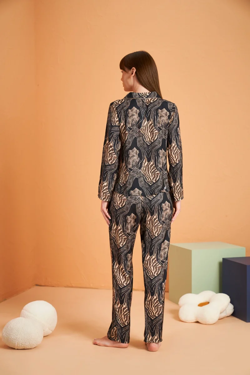 Pjs 28039 Kadın Uzun Kol Boydan Düğmeli Desenli Pijama Takımı
