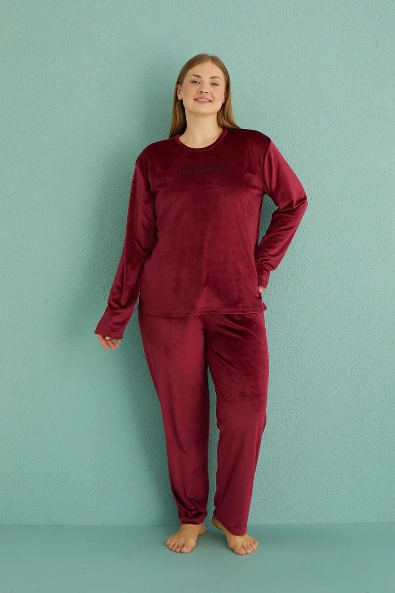 13213 Kadın Kadife Uzun Kol Pijama Takımı