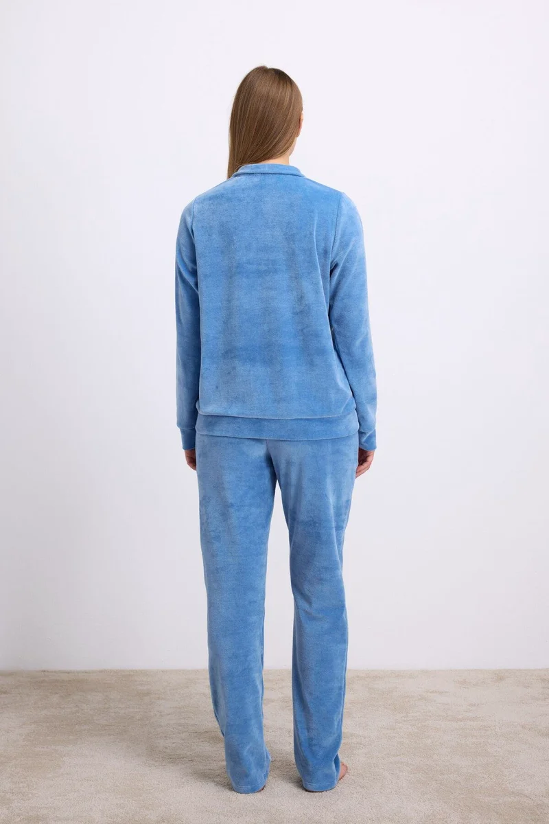 Uzun Kollu Fermuarlı Kadife Sweatshirt ve Pantolon Pijama Takımı