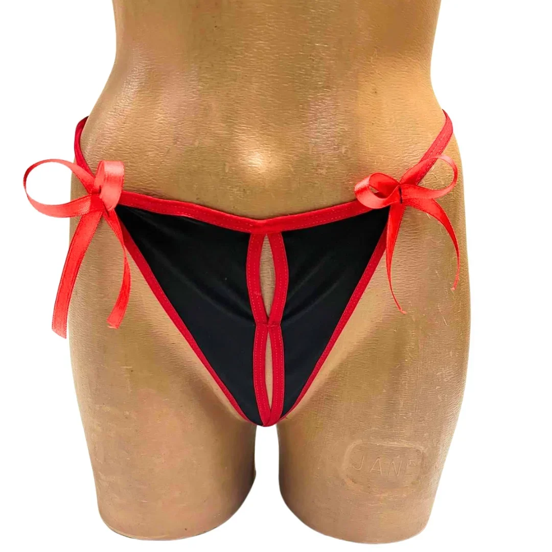 Fantezi Çiftlere Özel Seksi Dalgıç String Takımı