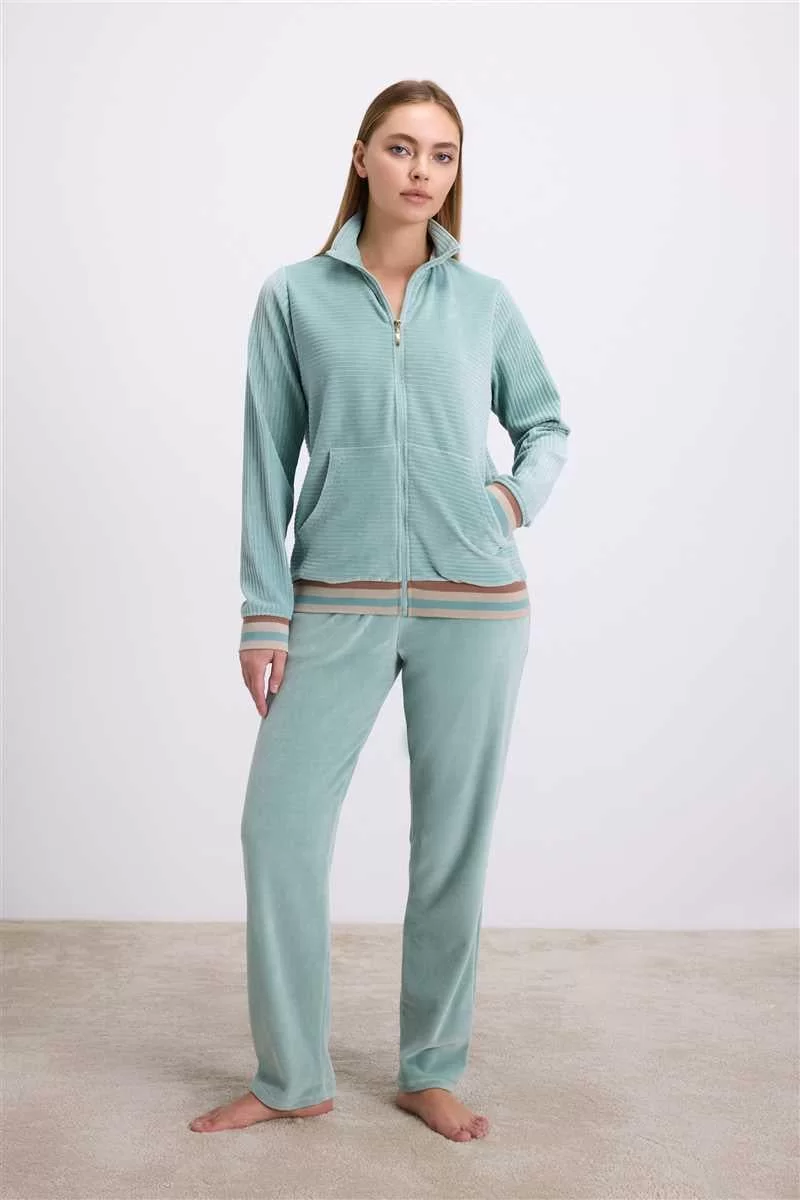 Kadife Dokulu Uzun Kollu Sweatshirt ve Pantolon Takımı