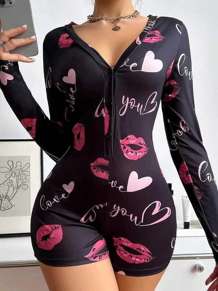 Pamuklu Kırmızı Kalp Desenli Düğmeli Uzun Kol Tulum Pijama