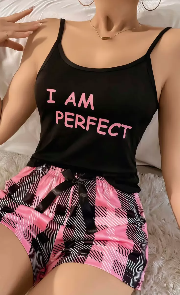 Kadın Siyah Kare Desenli Askılı Şortlu Pijama Takımı Rahat Şık 2’li Set