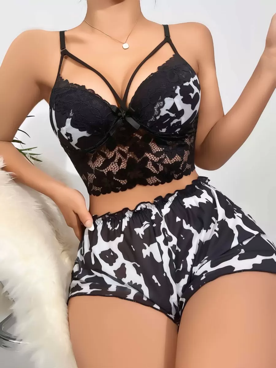 Kadın Siyah Leopar Desenli Dantel Detaylı Şortlu Gecelik Pijama Takımı Şık 2’li Set