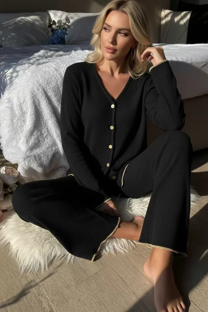 Kadın Siyah Gold Biyeli Fitilli Yumuşak Dokulu Pijama Takımı Premium Ev Giyim