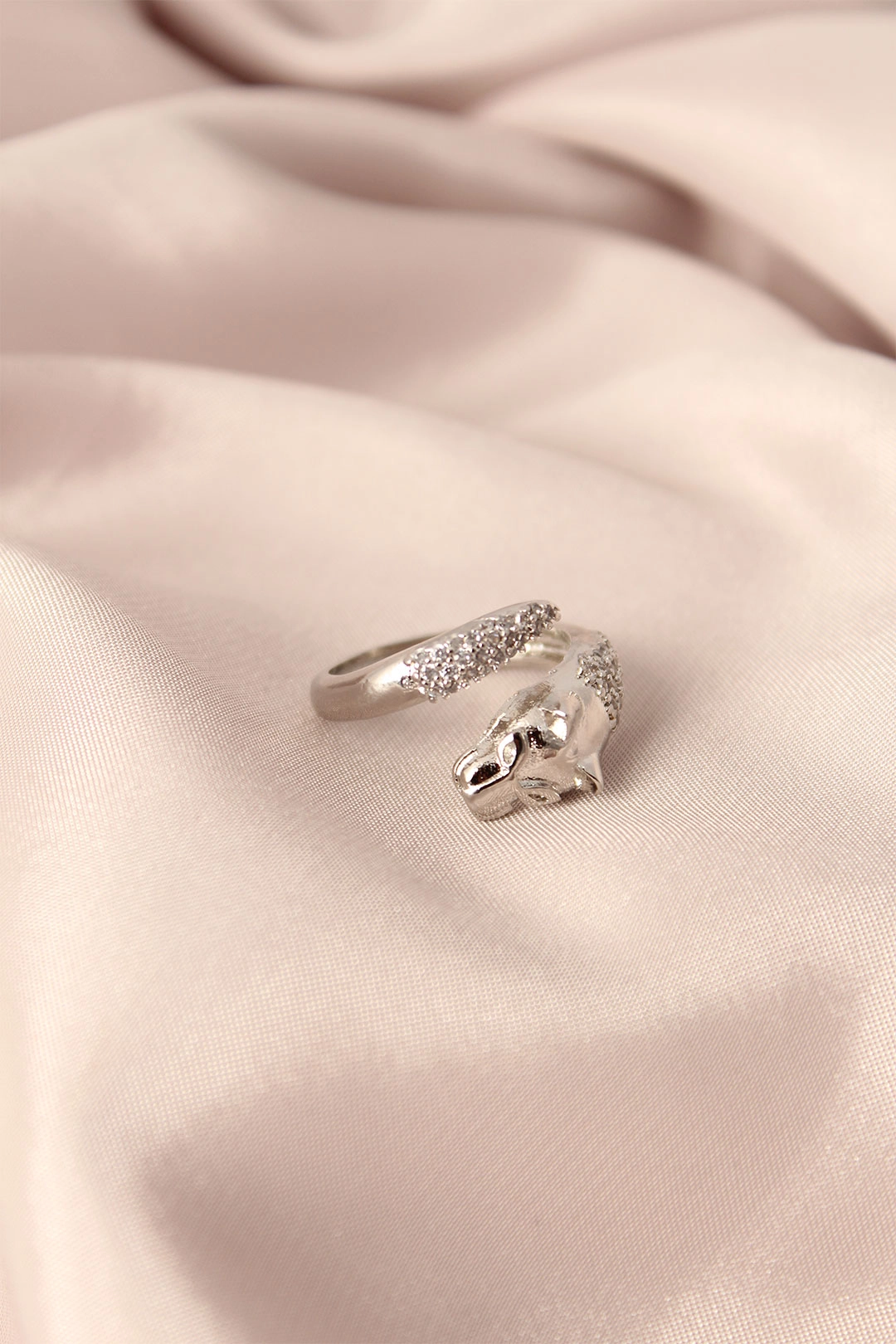 Gümüş Renk Metal Zirkon Taşlı Kaplan Model Ayarlanabilir Kadın Yüzük