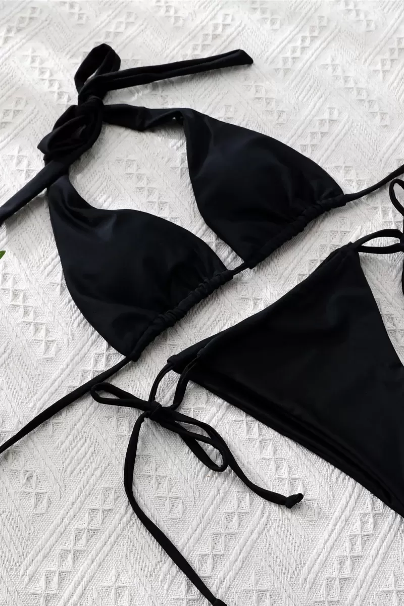 Kadın Siyah Üçgen Bikini Takımı Yandan Bağlamalı Şık Tasarım Esnek Kumaş Mayo Seti