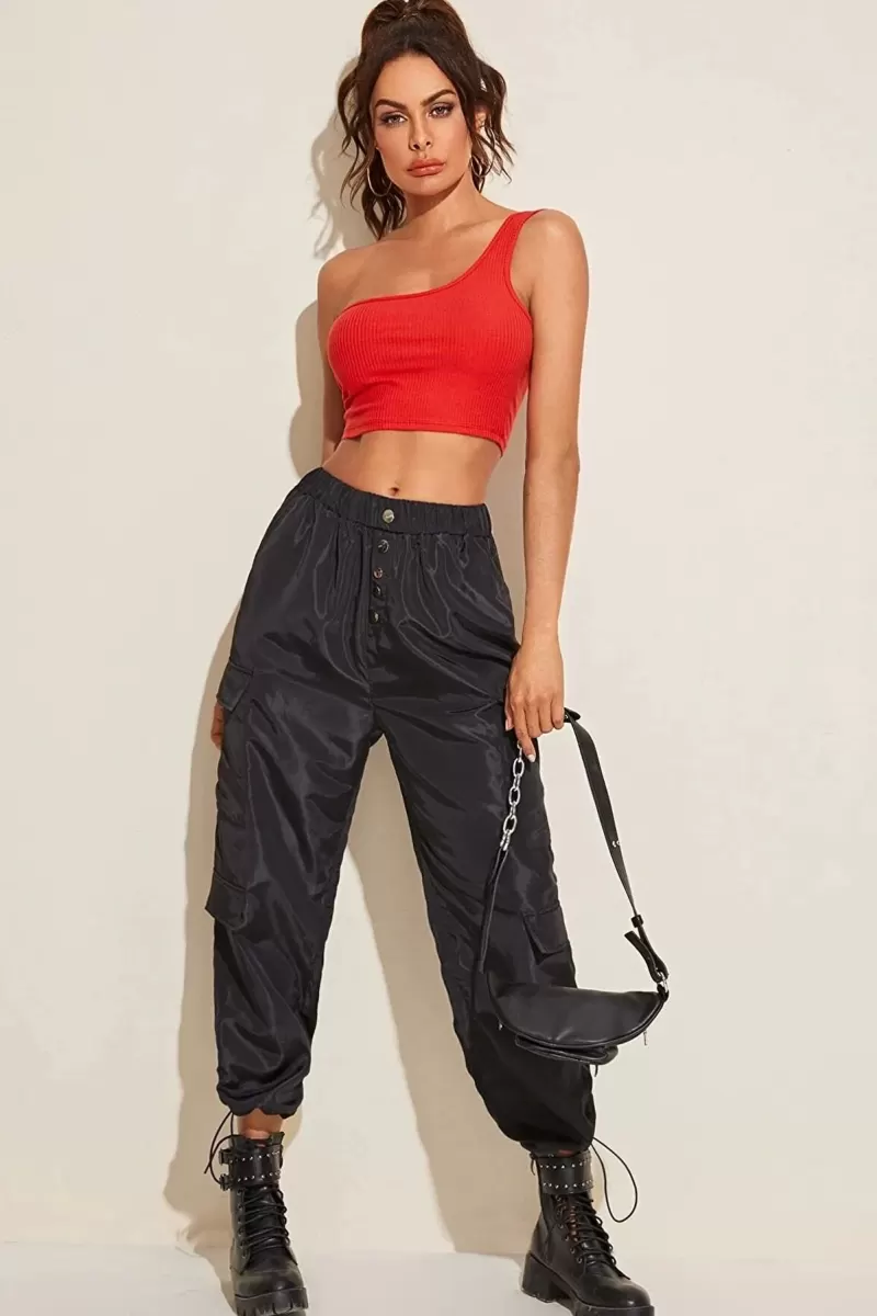 Kadın Kırmızı Fit Görünümlü Tek Omuz Crop Top Büstiyer