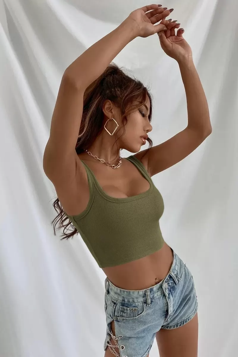 Kadın Haki Yeşili Kalın Askılı Crop Top Büstiyer Esnek Kumaş Şık Basic Kadın Üst Giyim