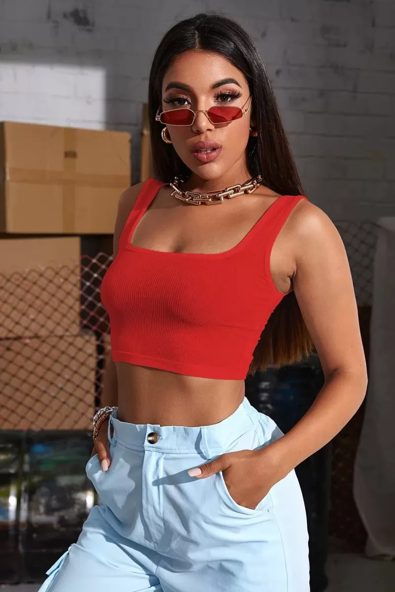 Kadın Kırmızı Kalın Askılı Crop Top Büstiyer Esnek Kumaş Şık Basic Kadın Üst Giyim