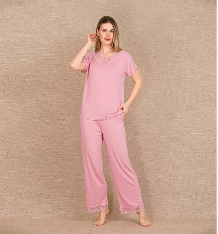 Viskon Şık Tasarım Dantel İşlemeli Pembe Kısa Kol Pijama Takımı