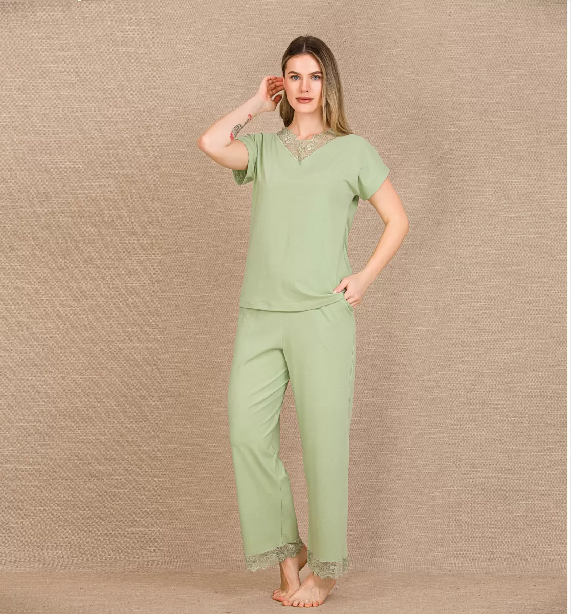 Pamuklu Şık Tasarım Dantel İşlemeli Yeşil Kısa Kol Pijama Takımı