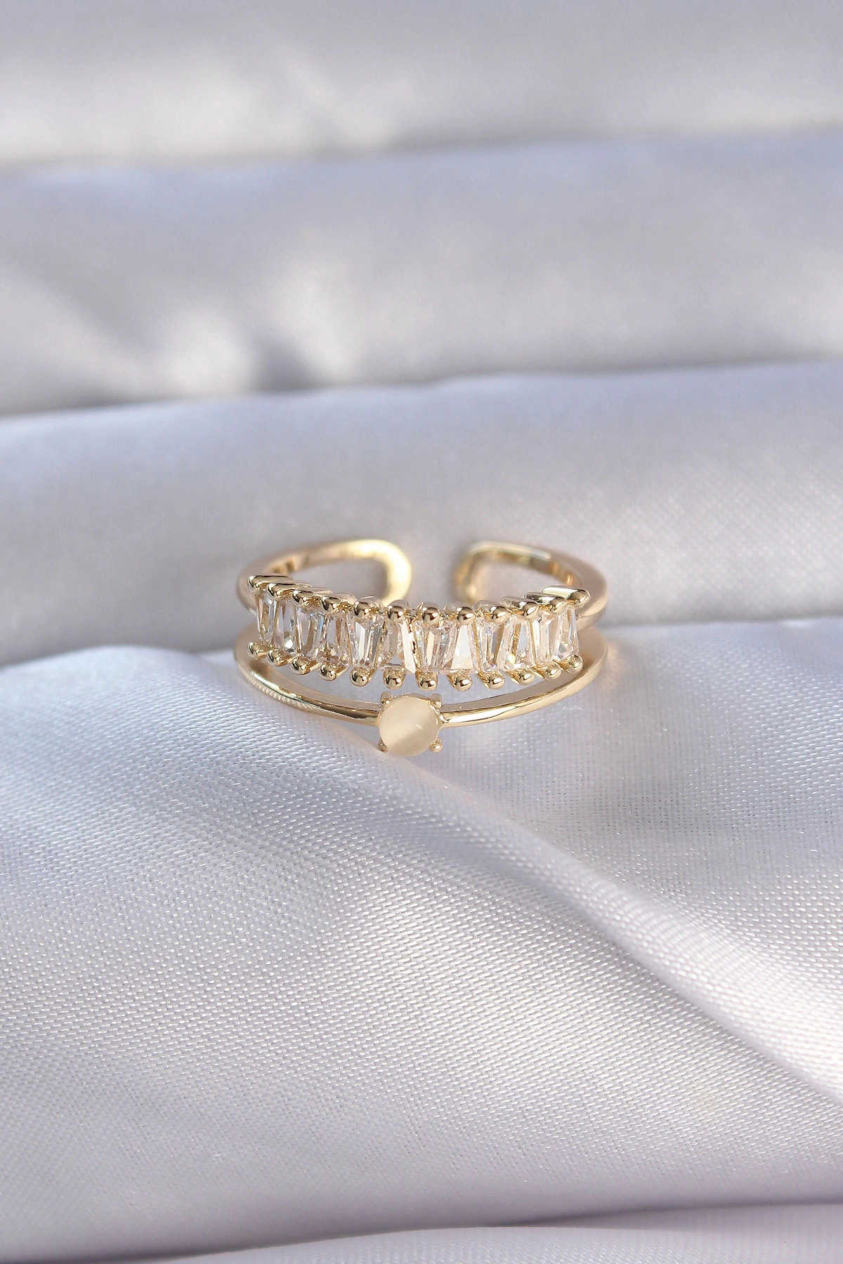 Pirinç Gold Renk Zirkon Taşlı Baget Su Yolu Model Ayarlanabilir Yüzük