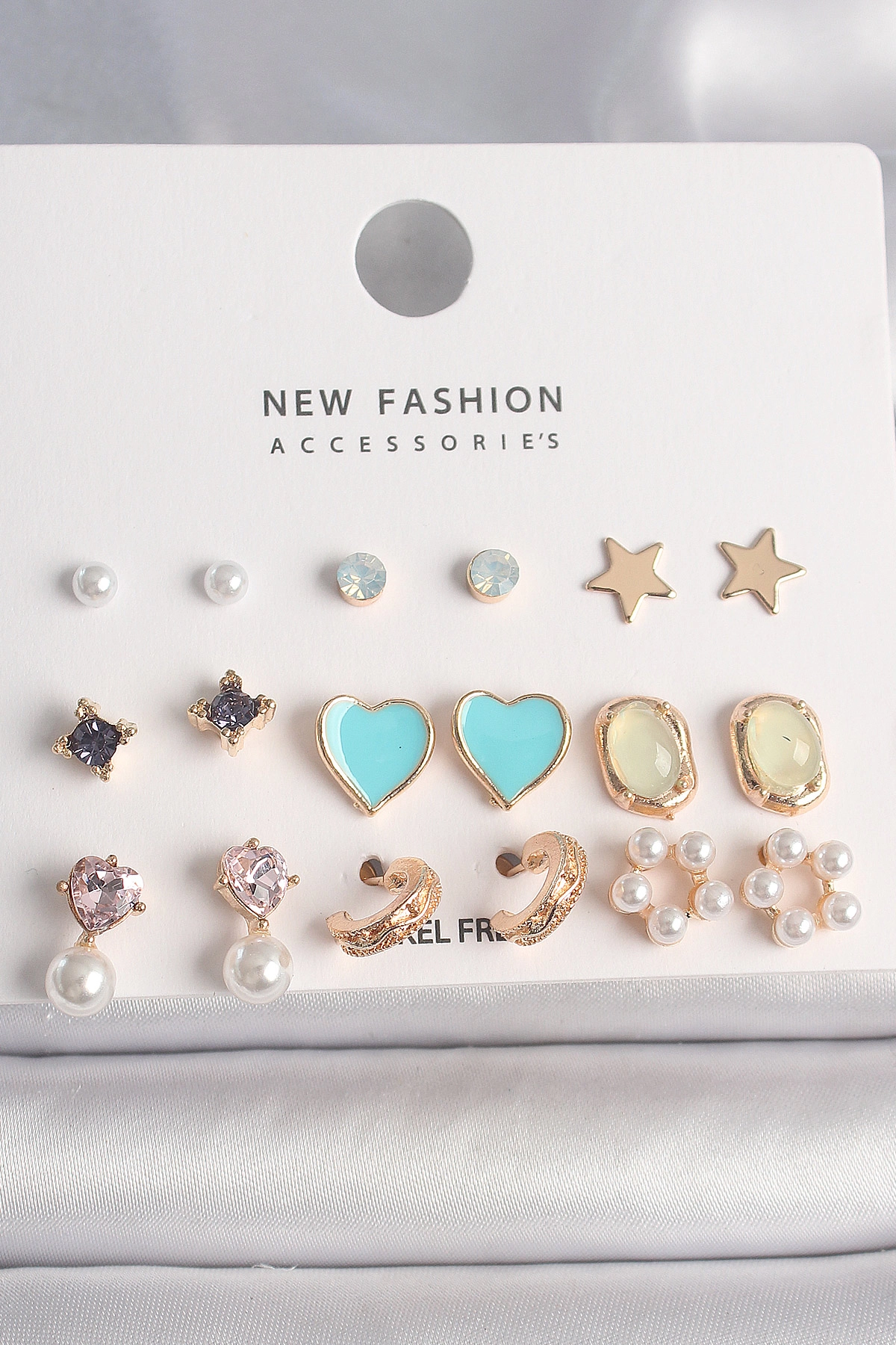 Pirinç Gold Renk Zirkon Taşlı İncili Çiçek Mavi Kalp Figür 9 Çift Kadın Küpe Seti