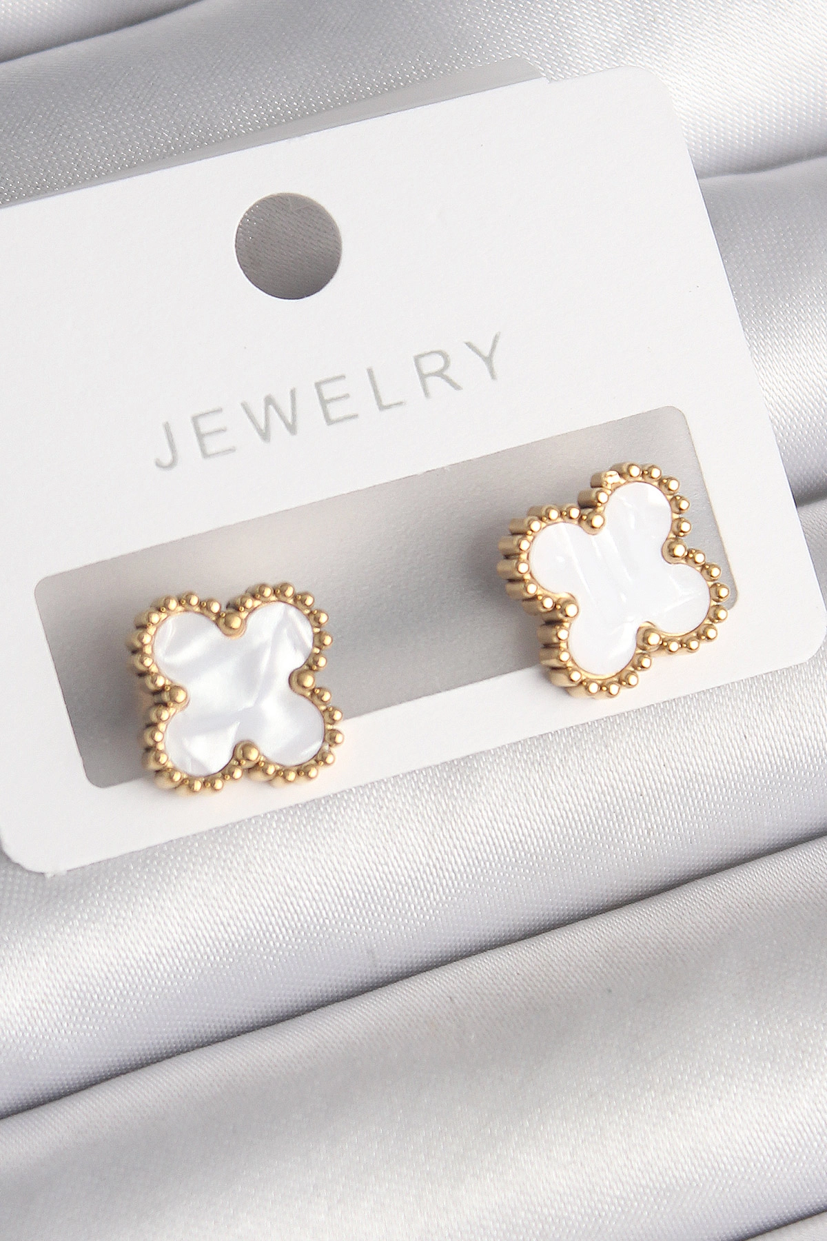 316L Çelik Gold Renk Beyaz Minelik Yonca Model Kadın Küpe