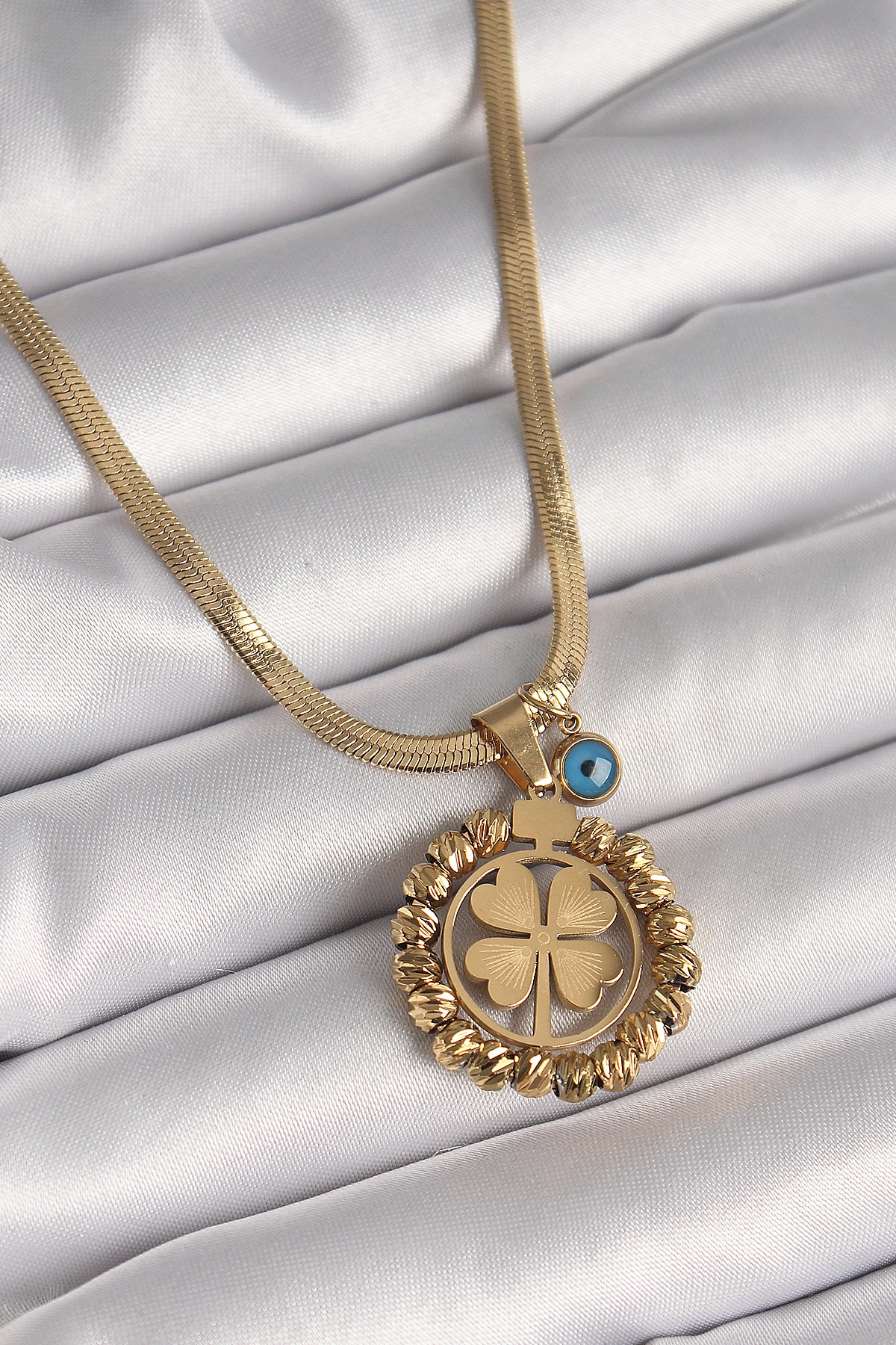 316L Çelik Gold Renk İtalyan Zincir Dorika Yonca Model Nazar Boncuk Detay Kadın Kolye