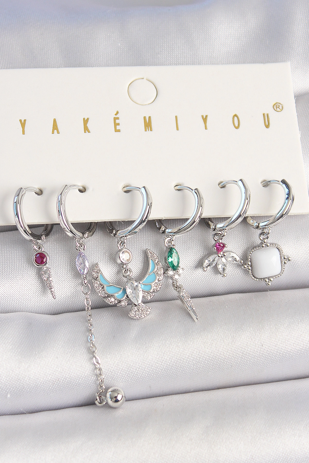 Pirinç Gümüş Renk Zirkon Taşlı Kuş Figür Çiçek Detay 6'Lı Kadın Kombin Küpe