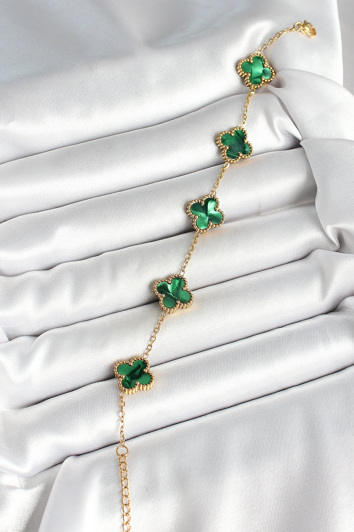 316L Çelik Sedefli Zümrüt Yeşil Gold Renk Yonca Kadın Bileklik