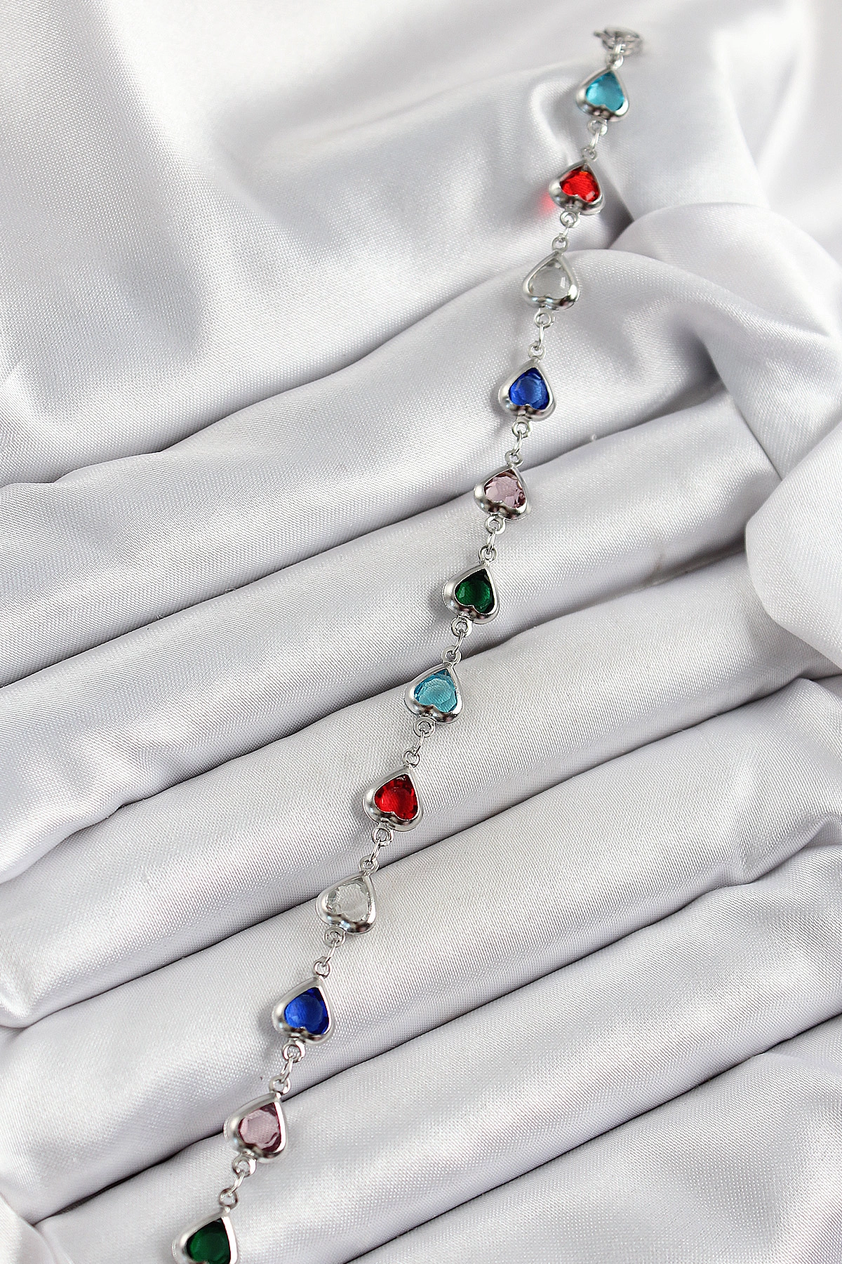 Pirinç Gümüş Renk Karışık Renk Kalp Zirkon Taşlı Kadın Bileklik