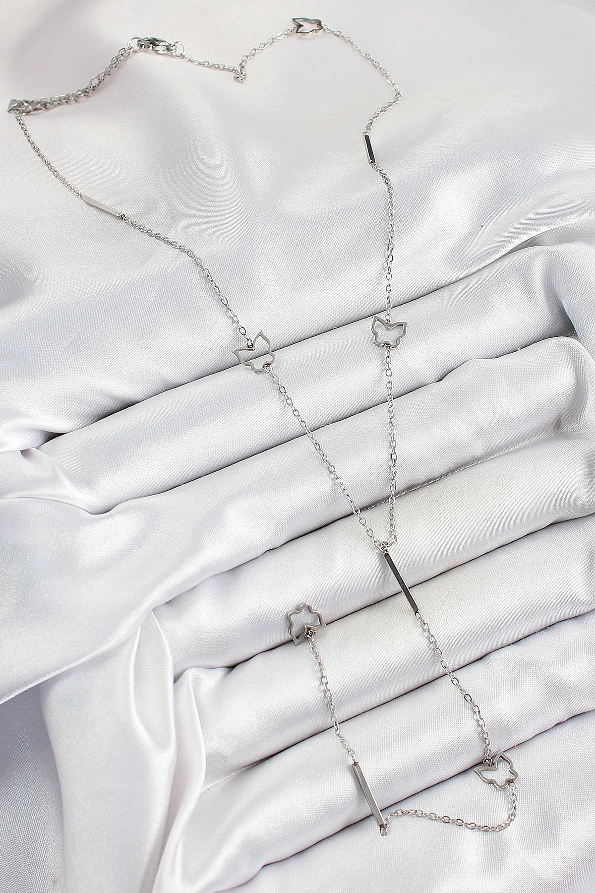 316L Çelik Kelebek Figürlü Y Model Gümüş Renk Kadın Kolye