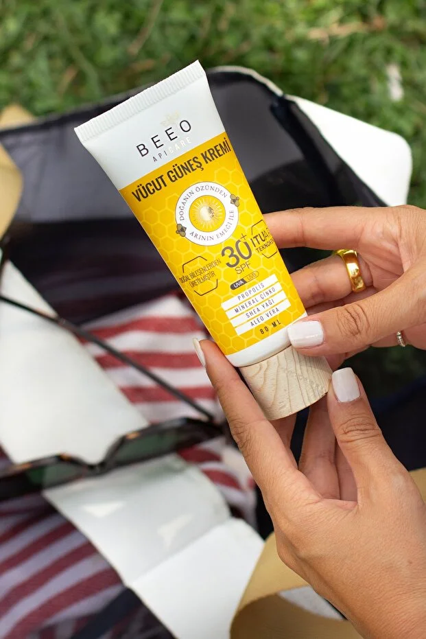Sun Güneş Koruyucu Krem & SPF+50 Uva+uvb Doğal Apicare Propolisli Vücut Güneş Kremi 80ML